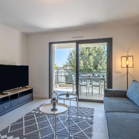 St Joseph-1 By Interhome Апартаменты